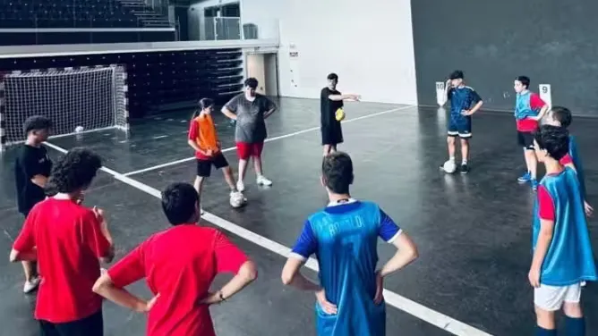 Premier stage de futsal organisé à Irun